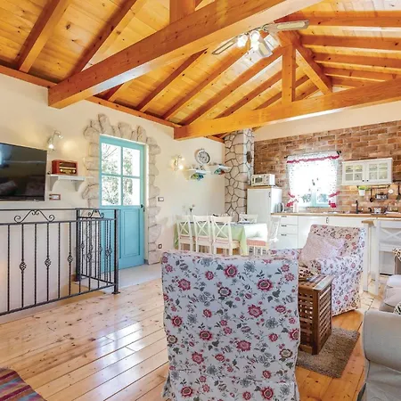 Awesome In With Wifi Tatil Evi Grižane