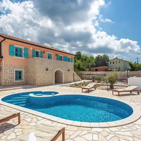 Holiday home Awesome In With Wifi *